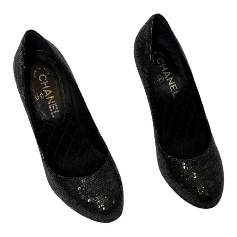Chanel Pumps Women Black Sequin Round Toe CC Logo Stiletto Heels Made in‎ Italy